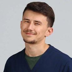 Ихсанов Рамзил Юмадилович, стоматолог-терапевт