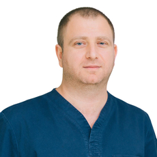 Беньяминов Григорий Эдуардович, стоматолог-терапевт