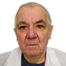Опарин Виктор Александрович, онколог