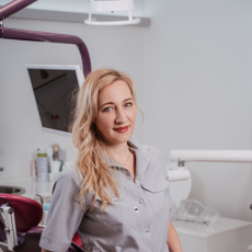 Нелюбина Юлия Валентиновна, стоматологический гигиенист