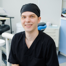 Масленик Ярослав Олегович, стоматолог-хирург