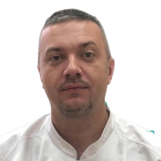 Кучеров Александр Владимирович, стоматолог-терапевт