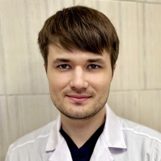 Акмалов Денис Динарович, ортопед