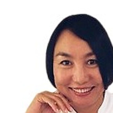 Тыныстанова Динара Макеновна, стоматолог-терапевт