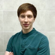 Петросянц Арсений Юрьевич, стоматолог-терапевт