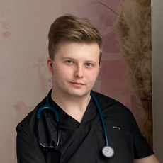 Бадиков Илья Алексеевич, терапевт