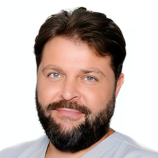 Рыжих Роман Геннадьевич, хирург