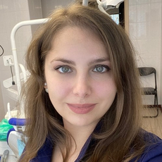 Деревенских Инесса Анатольевна, стоматолог-терапевт