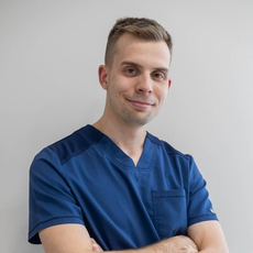 Шмидт Роберт Александрович, стоматолог-хирург