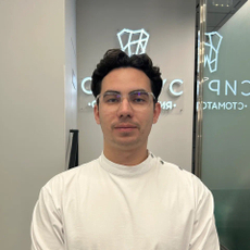 Хангараев Ленар Рашитович, стоматолог-терапевт