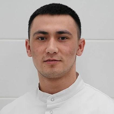 Селиханов Иззат Рахимбаевич, стоматолог-терапевт