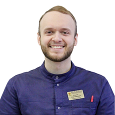 Власов Егор Павлович, стоматолог-терапевт