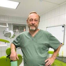 Ковганов Владимир Валерьевич, стоматолог-ортопед