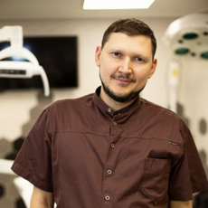 Усачёв Илья Николаевич, стоматолог-терапевт