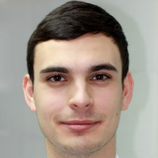 Азуров Максим Игоревич, стоматолог-терапевт