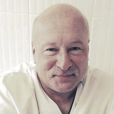 Клюев Юрий Геннадьевич, стоматолог-хирург