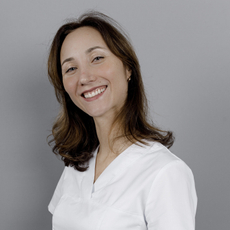 Наумова Альбина Юсефовна, стоматолог-ортопед