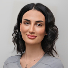 Дзгоева Илона Васильевна, стоматолог-терапевт