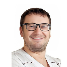 Нижник Артем Владимирович, стоматолог-терапевт