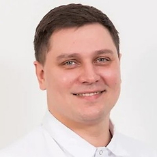 Ларионов Максим Владимирович, стоматолог-ортопед