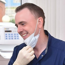 Тыричев Максим Владимирович, стоматолог-ортопед