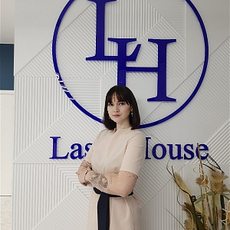 Шевелева Екатерина Евгеньевна, косметолог