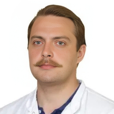 Гребенников Филипп Олегович, челюстно-лицевой хирург