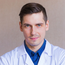 Меллин Руслан Викторович, стоматолог-хирург