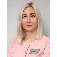 Рыбачкова Ксения Олеговна, стоматолог-хирург