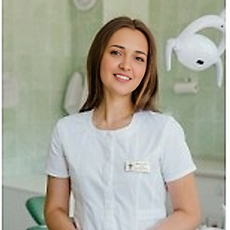 Нестерова Анна Евгеньевна, стоматолог-терапевт