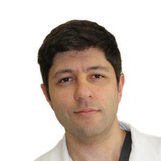 Акопян Арташес Арамович, хирург