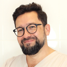 Мамаев Эрик Эльмарович, пародонтолог