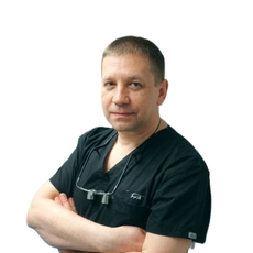 Ванюков Вадим Владимирович, стоматолог-хирург