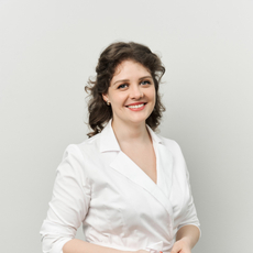 Полысалова Ксения Владимировна, врач-косметолог