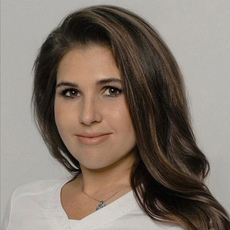 Яхина Лиана Петровна, стоматолог-хирург