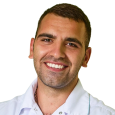 Татевосян Мартирос Аршавирович, стоматолог-терапевт