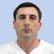 Хачатрян Ара Гарникович, стоматолог-терапевт