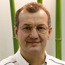 Гумаров Александр Сергеевич, стоматолог-ортопед