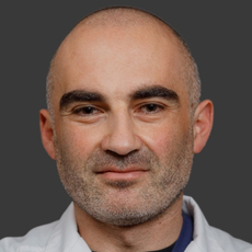 Симонян Айк Артурович, хирург