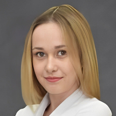 Постникова Анна Алексеевна, стоматолог-терапевт