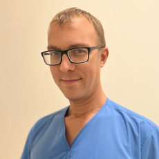 Краснокутский Александр Александрович, массажист