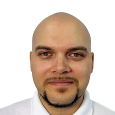 Сергей Гуценко, массажист