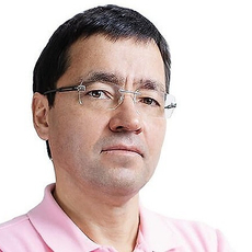 Яхин Марат Сулейманович, стоматолог-терапевт