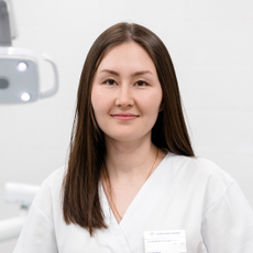 Акназарова Альбина Наильевна, стоматолог-терапевт
