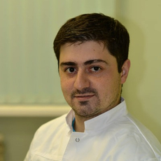 Акопян Юрий Вячеславович, стоматолог-терапевт