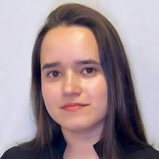 Неплюева Марина Михайловна, стоматолог-терапевт