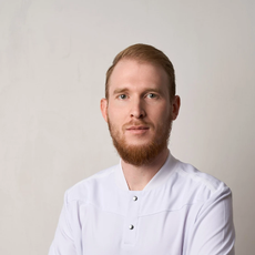 Девятияров Павел Владимирович, дерматолог