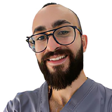 Сааде Джон Питер, ортодонт