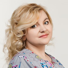 Казакова Алина Николаевна, стоматолог-хирург
