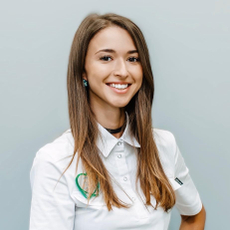 Исламова Ксения Александровна, стоматолог-терапевт